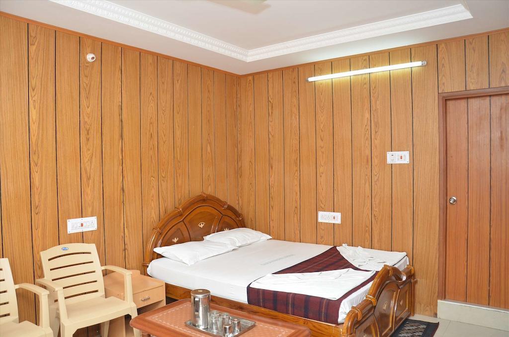 Saravanan Lodge Čennai Pokoj fotografie